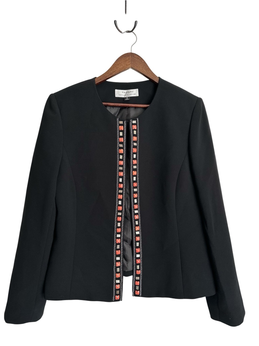 Tahari Women’s Black Beaded Front Jacket Blazer Size 12 Classic Career Office